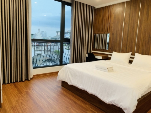 Cho thuê căn hộ dịch vụ 1PN, 1PK 60m2 sang trọng, tinh tế tại Linh Lang, Ba Đình chỉ 15tr