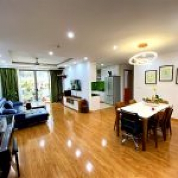 Bán chung cư Thống Nhất Complex 82 Nguyễn Tuân, căn góc, tầng đẹp 122m2 3PN bc Đông Nam. Giá 6 tỷ