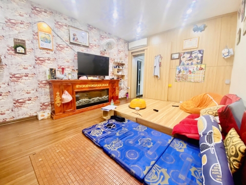 CĂN HỘ TẬP THỂ ĐẠI LA – NHÀ ĐẸP – 2 MẶT THOÁNG – Ô TÔ ĐỖ CẦU THANG – VỀ Ở LUÔN