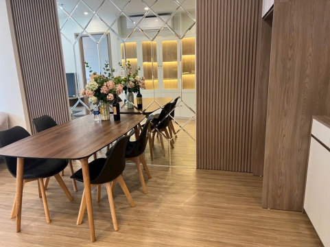 Cho đi nhanh căn 2PN 2WC 122m2 Trung Hoà Nhân Chính – 5.2 tỷ nội thất liền tường