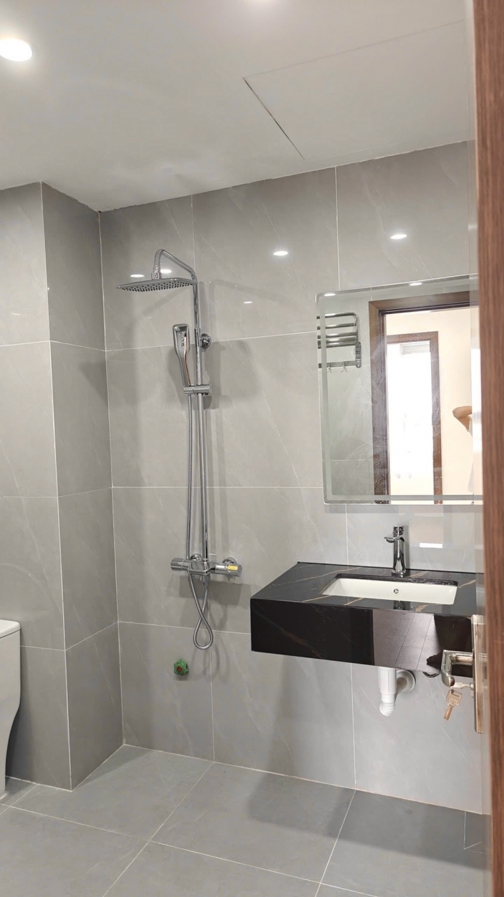 CHÍNH CHỦ CẦN BÁN gấp căn hộ chung cư 112 m2,3 PN tòa JSC ngõ 164 Khuất Duy Tiến- Nguyễn Tuân,