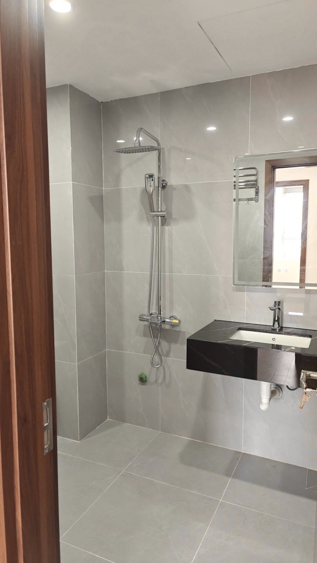 CHÍNH CHỦ CẦN BÁN gấp căn hộ chung cư 112 m2,3 PN tòa JSC ngõ 164 Khuất Duy Tiến- Nguyễn Tuân,