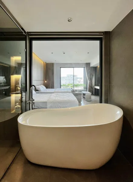 NEW APARTMENT 100% Luxurious: 1 bedroom, Living Room, Morden, Balcony